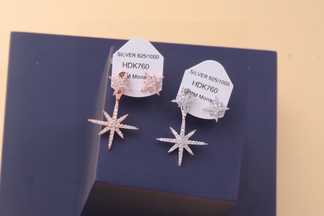 APM Monaco Classic Silver Star Earrings
